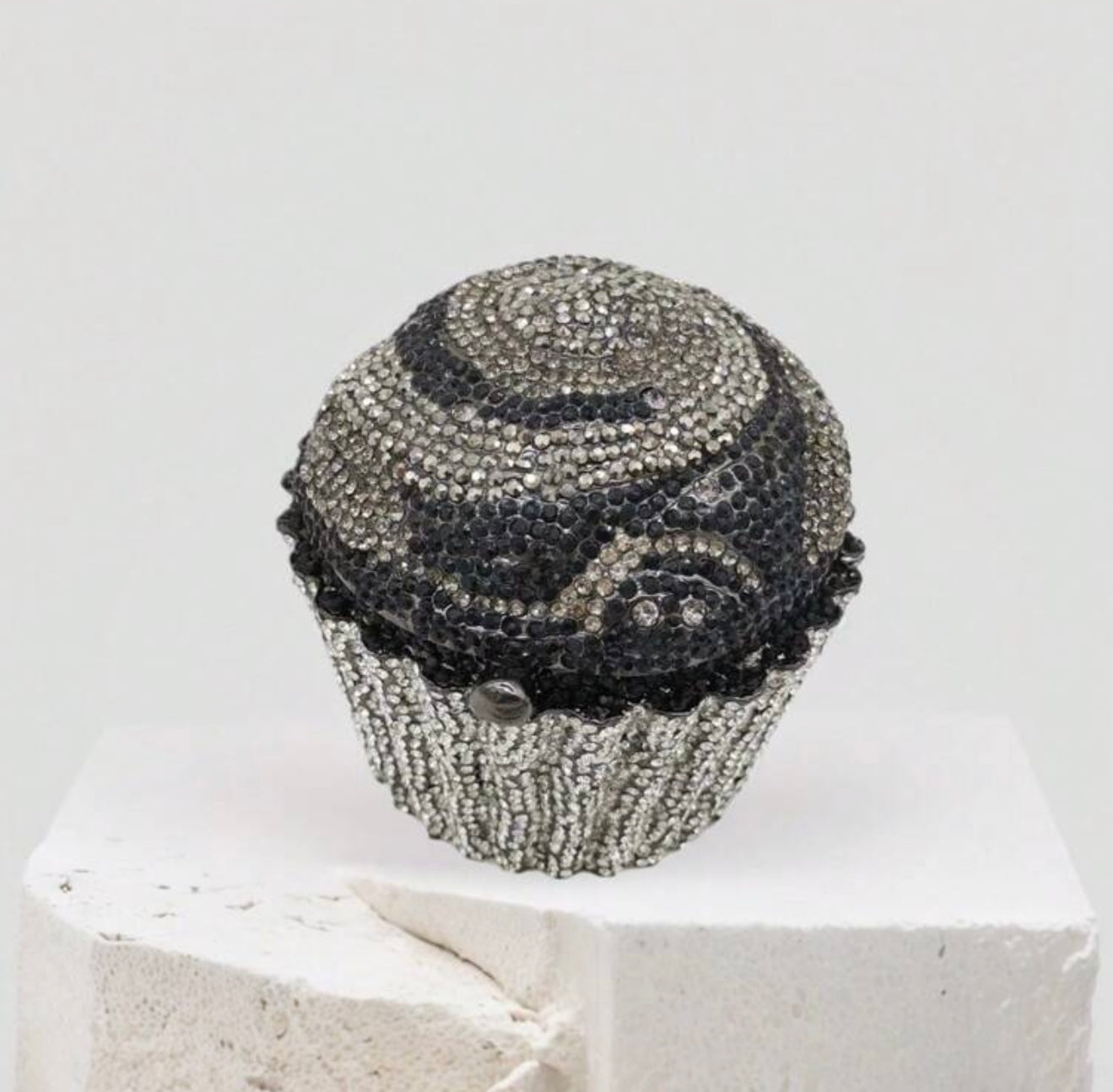 Cupcake Clutch