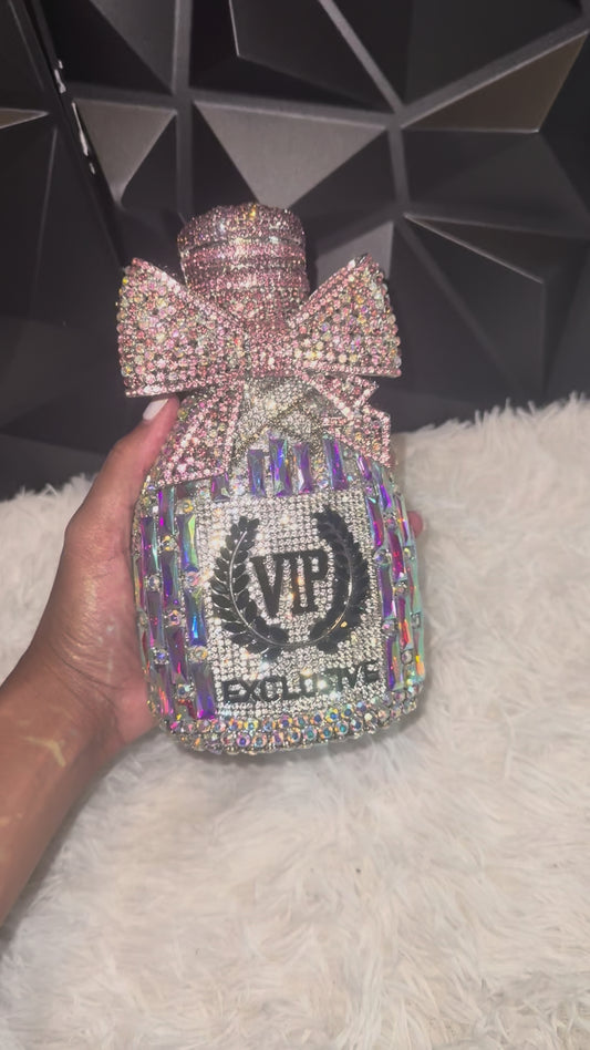 VIP Clutch